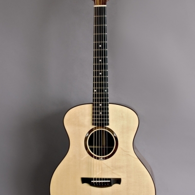 Handmade Guitars : 